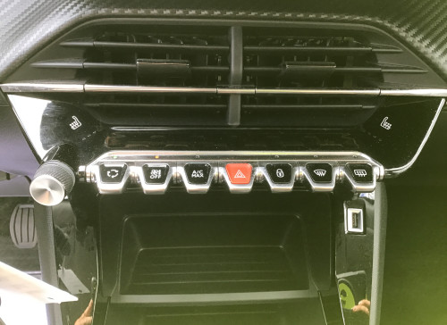 Peugeot 2008 PureTech 100 S&S BVM6 Active