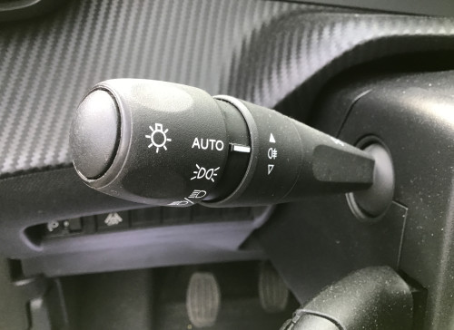 Peugeot 2008 PureTech 100 S&S BVM6 Active
