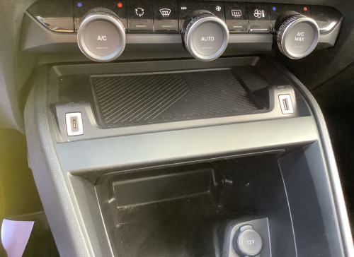 Citroën C4 Hybride 136 e-DCS6 Plus