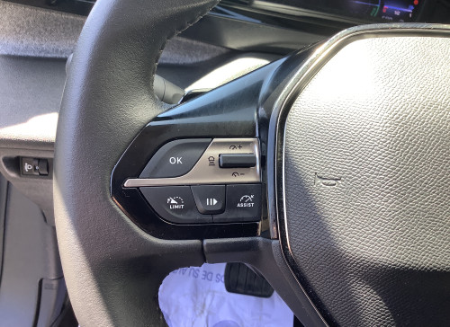 Peugeot 408 Hybrid 136 e-DCS6 Allure