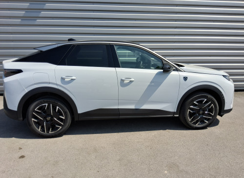 Peugeot 3008 Nouveau Hybrid 145 e-DCS6 GT Exclusive