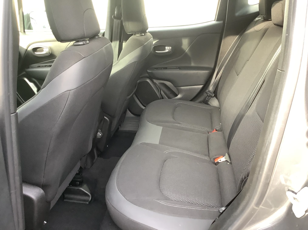 Jeep RENEGADE 1.5 Turbo T4 130 ch BVR7 e-Hybrid Altitude