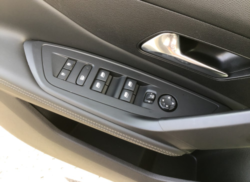 Peugeot 308 Nouvelle PureTech 130ch S&S BVM6 Allure Pack