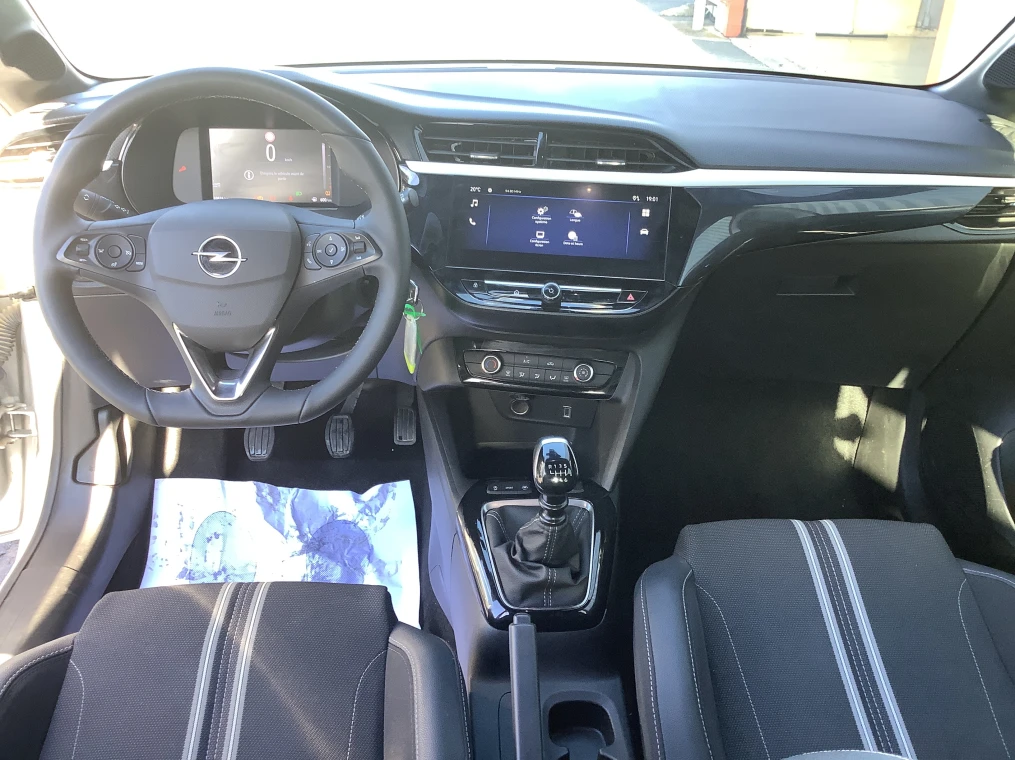 Opel CORSA 1.2 Turbo 100 ch GS