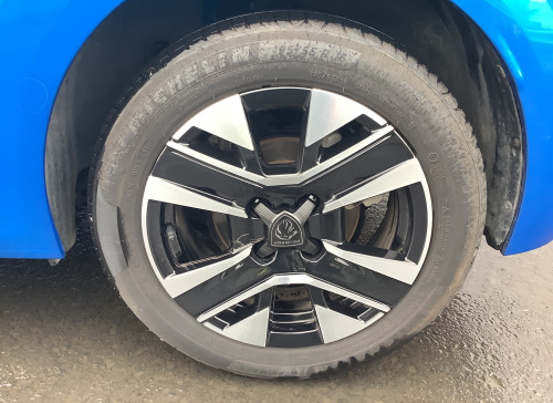 Peugeot 208 Nouvelle 100 S&S BVM6 Allure