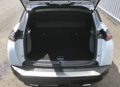 Peugeot 2008 Nouveau PureTech 130 S&S EAT8 GT