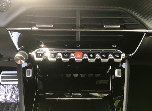 Peugeot 2008 Nouveau PureTech 130 S&S EAT8 GT