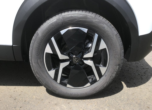 Peugeot 2008 Nouveau PureTech 130 S&S EAT8 GT