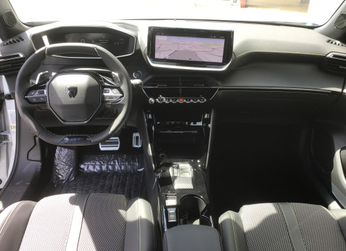 Peugeot 2008 Nouveau PureTech 130 S&S EAT8 GT
