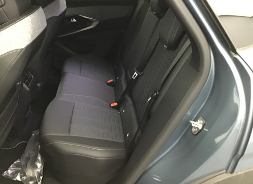 Peugeot 3008 Nouveau Hybrid 145 e-DCS6 GT