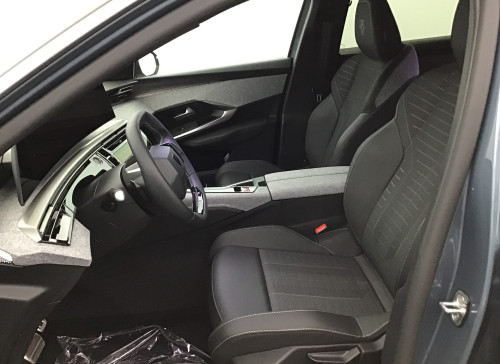 Peugeot 3008 Nouveau Hybrid 145 e-DCS6 GT