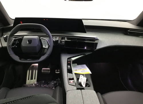 Peugeot 3008 Nouveau Hybrid 145 e-DCS6 GT