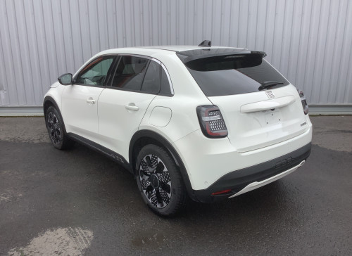 Fiat 600 Nouvelle T-Gen 3 1.2 Hybrid 110ch eDCT6 La Prima