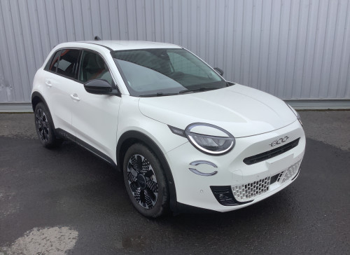 Fiat 600 Nouvelle T-Gen 3 1.2 Hybrid 110ch eDCT6 La Prima