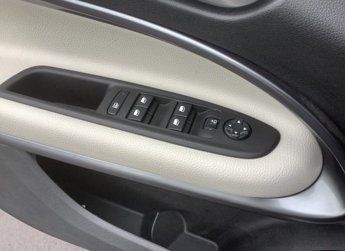 Fiat 600 Nouvelle T-Gen 3 1.2 Hybrid 110ch eDCT6 La Prima