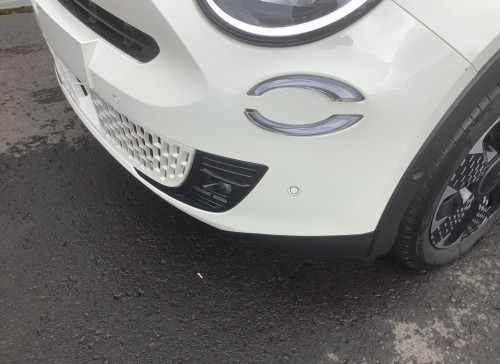 Fiat 600 Nouvelle T-Gen 3 1.2 Hybrid 110ch eDCT6 La Prima