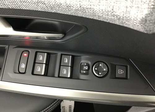 Peugeot 3008 Nouveau Hybrid 145 e-DCS6 GT