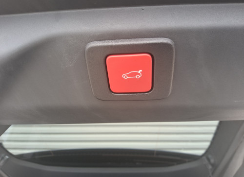Peugeot 3008 Nouveau Hybrid 145 e-DCS6 GT Exclusive