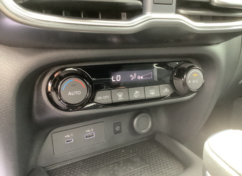 Nissan JUKE Nouveau HYBRID 143 N-Connecta