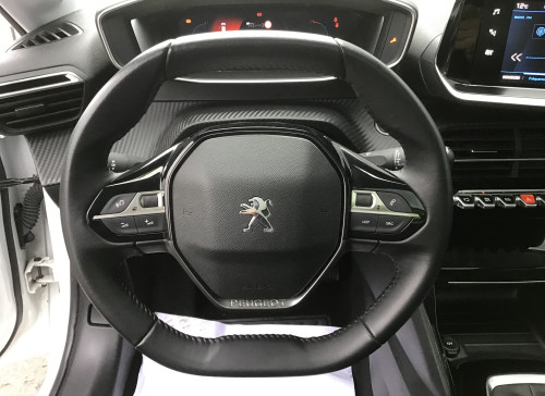 Peugeot 208 PureTech 100 S&S BVM6 Allure Pack