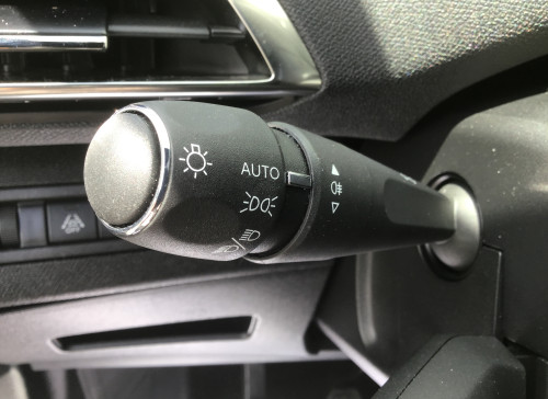Peugeot 3008 Puretech 130ch S&S BVM6 Allure Pack