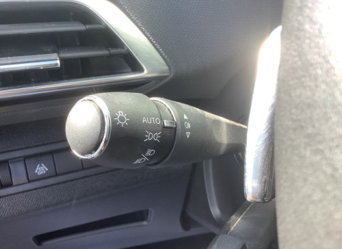 Peugeot 3008 Hybrid 145 e-DCS6 Allure Pack