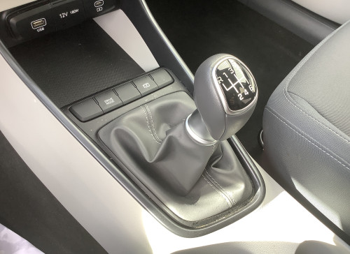 Hyundai BAYON 1.0 T-GDi 100 Hybrid 48V Intuitive