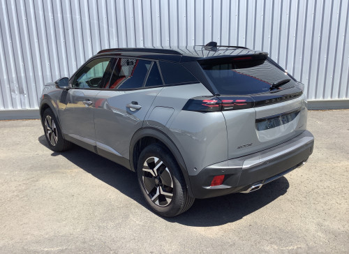 Peugeot 2008 Nouveau Hybrid 136 e-DCS6 GT