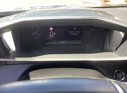 Peugeot 2008 Nouveau Hybrid 136 e-DCS6 GT