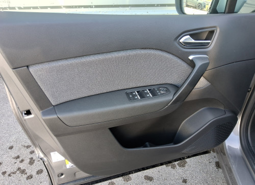 Renault CAPTUR Nouveau E-Tech full hybrid 160 ch Techno