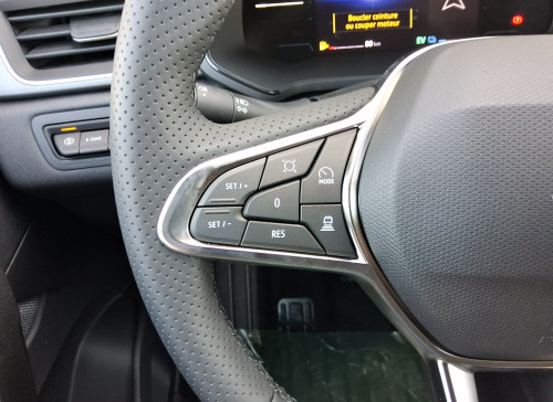 Renault CAPTUR Nouveau E-Tech full hybrid 160 ch Techno