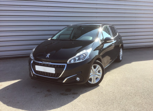 Peugeot 208 PureTech 82ch S&S BVM5 Signature