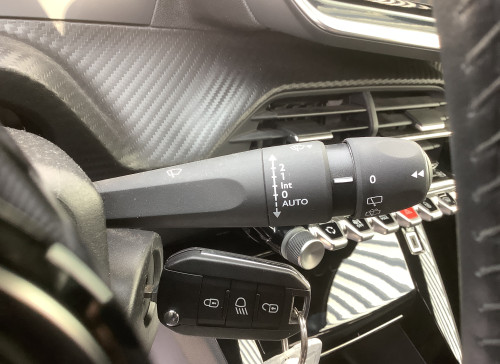 Peugeot 2008 Nouveau 100 S&S BVM6 Allure