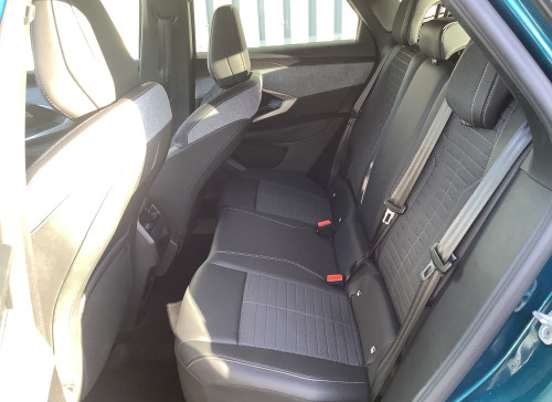 Peugeot 3008 Nouveau Hybrid 145 e-DCS6 Allure