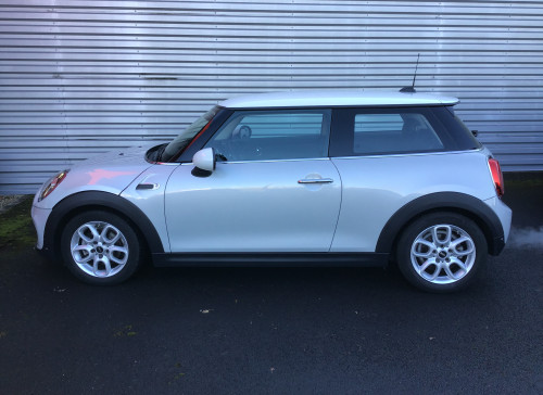 MINI HATCH 3 PORTES F56 LCI Cooper 136 ch BVA7