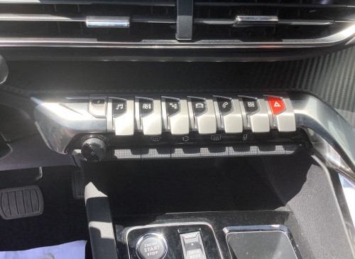 Peugeot 3008 Hybrid 180 e-EAT8 Allure Pack