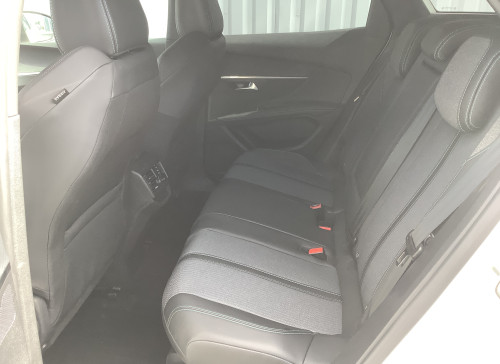 Peugeot 3008 BlueHDi 130ch S&S EAT8 Allure Pack