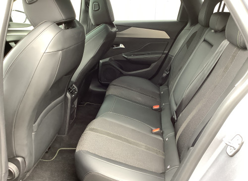 Peugeot 308 SW Hybrid 136 e-DCS6 GT