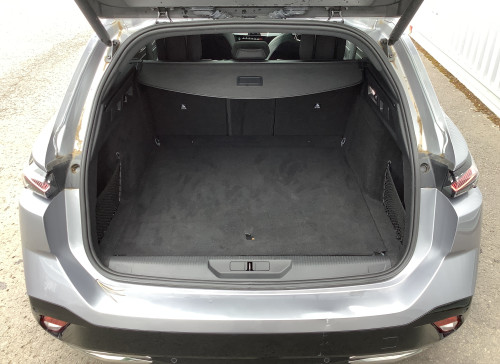 Peugeot 308 SW Hybrid 136 e-DCS6 GT