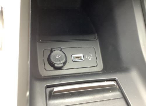 Peugeot 308 SW Hybrid 136 e-DCS6 GT