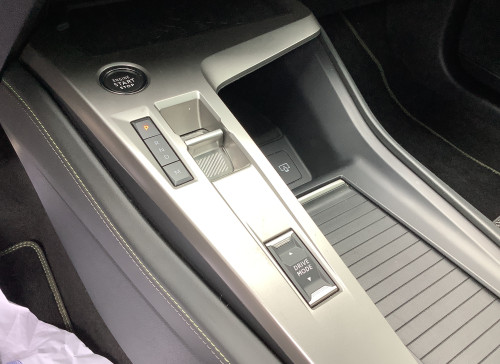 Peugeot 308 SW Hybrid 136 e-DCS6 GT