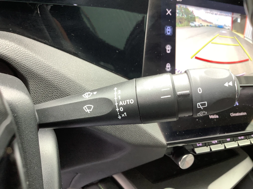 Peugeot 308 SW Hybrid 136 e-DCS6 GT