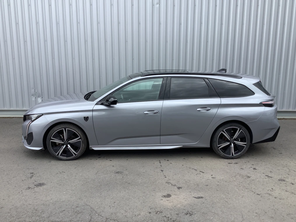 Peugeot 308 SW Hybrid 136 e-DCS6 GT