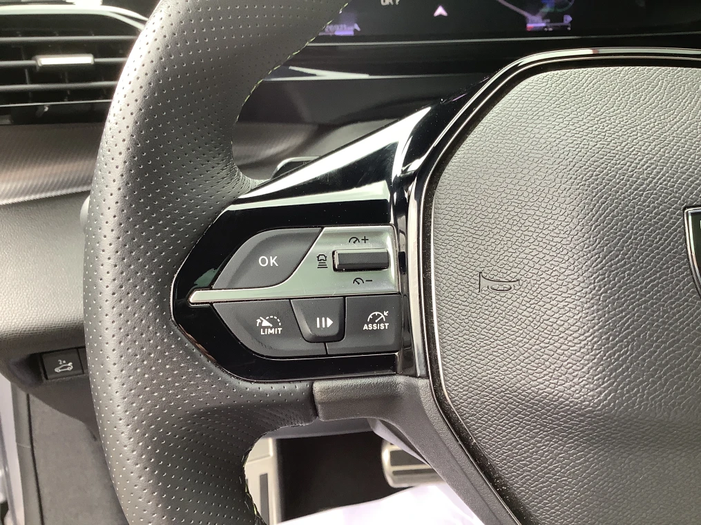 Peugeot 308 SW Hybrid 136 e-DCS6 GT