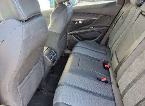 Peugeot 3008 Hybrid 180 e-EAT8 Allure Pack