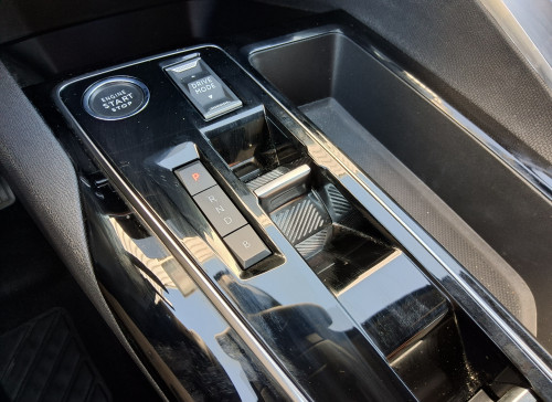 Peugeot 3008 Hybrid 180 e-EAT8 Allure Pack