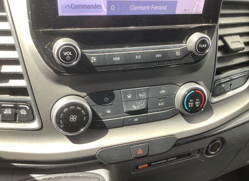 Ford TRANSIT CUSTOM FOURGON 300 L2H2 2.0 ECOBLUE 130 TREND BUSINESS