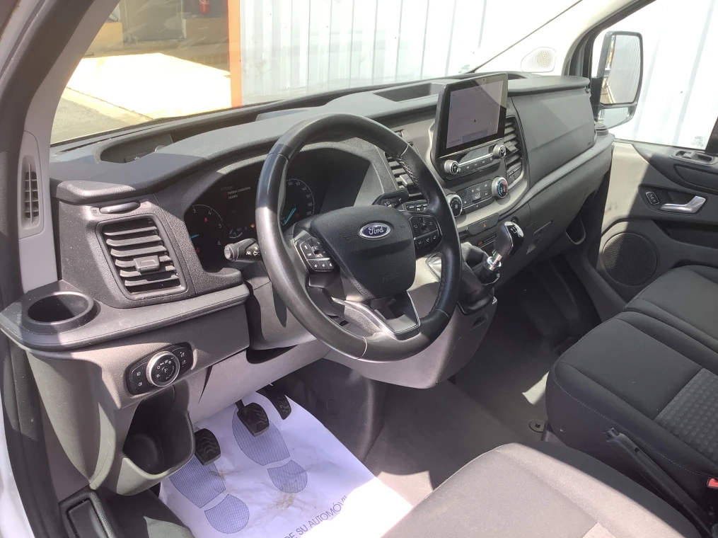Ford TRANSIT CUSTOM FOURGON 300 L2H2 2.0 ECOBLUE 130 TREND BUSINESS