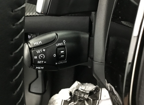 Peugeot 2008 Nouveau Hybrid 145 e-DCS6 Style