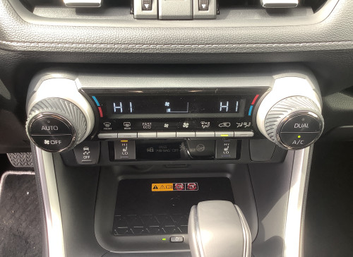 Toyota RAV4 HYBRIDE MY23 218 ch 2WD Dynamic